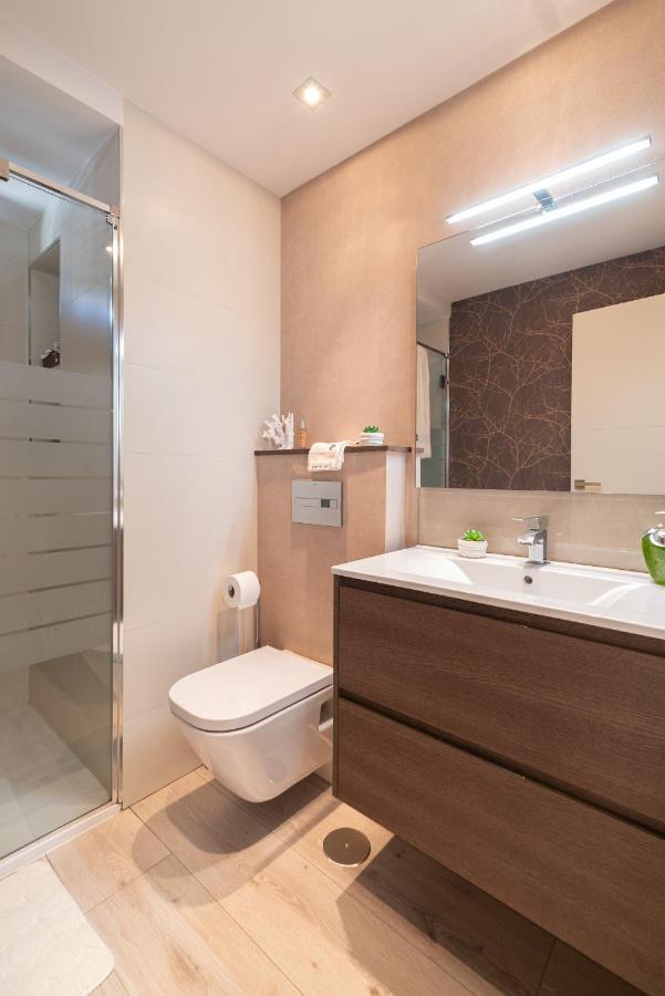 Elegante Apartamento Centrico Vigo Luaran gambar